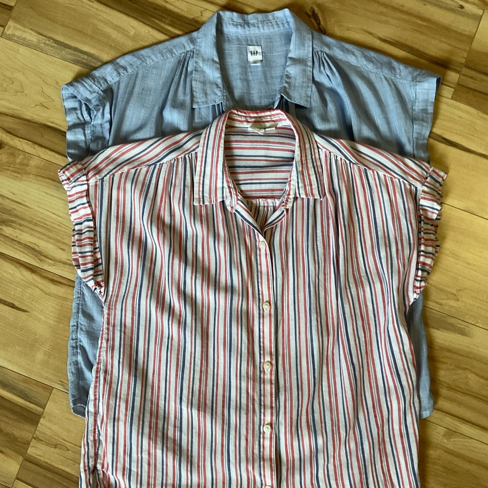 Gap Small Button Down Shirts